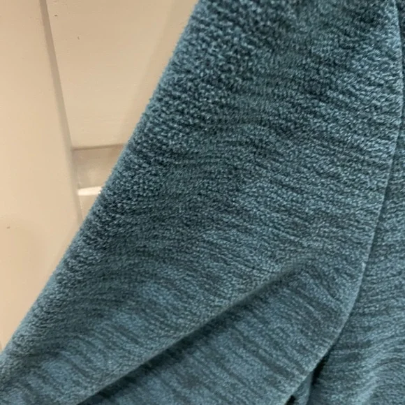 Bench Sweater - Picture 5 of 5